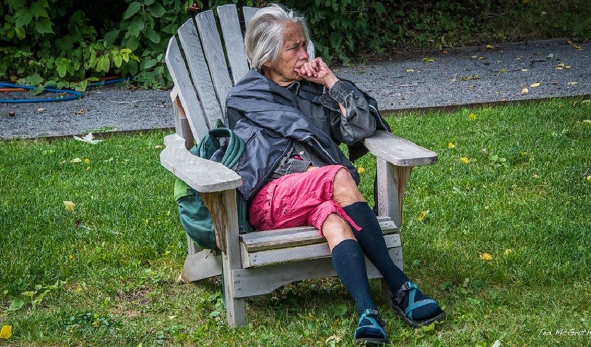 Best Socks for Elderly Woman